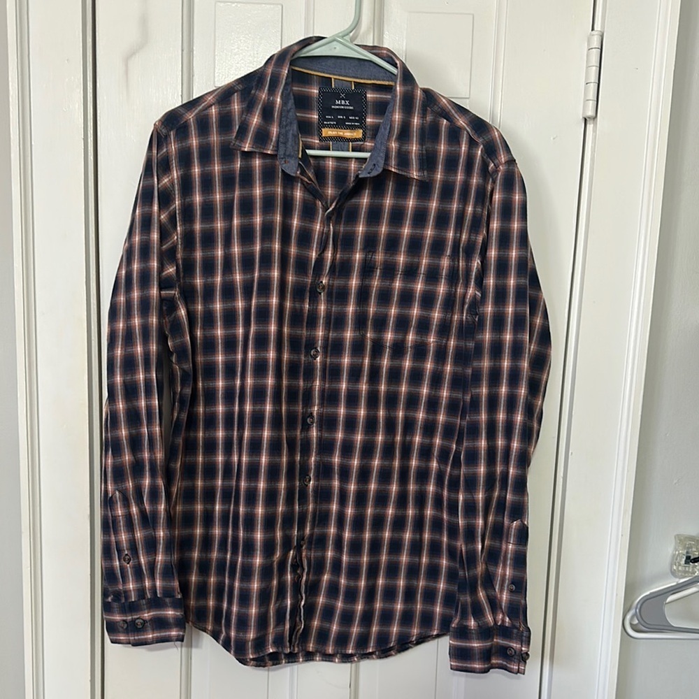 MBX premium goods size large men’s button up shirt